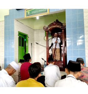 Jadi Khatib dan Imam Sholat Idul Fitri, Gus Barra Sampaikan Pentingnya Menyambung Silaturahmi