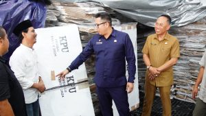 Sukseskan Pemilu 2024, Mas Pj Wali Kota Bersama Ketua KPU Cek Gudang Logistik