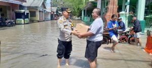 Banjir Rendam Puluhan Rumah di Meri Mojokerto.