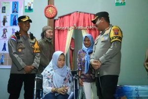 Polres Ngawi Peduli, Bantu Bedah Rumah Warga Berkebutuhan Khusus di Karangjati