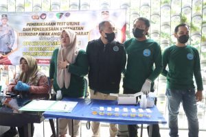 Giliran Pegawai KAI-Penumpang di Stasiun Mojokerto di Tes Urine