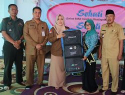 Untuk Turunkan Stunting, Bupati Mojokerto Bersama Kadis Kesehatan Edukasi Warga di Kegiatan SEHATI dan SEJOLI