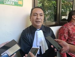 Penasehat Hukum Dua Terdakwa Pengrusakan Gembok Bacakan Pledoi Pembelaan, Yakin Majelis Hakim Beri Putusan Yang Adil