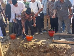 Pj Gubernur Jatim Hadiri Peletakan Batu Pertama Pembangunan Gedung Auditorium Universitas KH Abdul Chalim