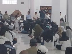 12 Parpol Pengusung dan Tim Ahli Mubarok Beri Pembekalan Calon Saksi dari Kecamatan Mojoanyar