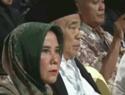 Dukungan dan Doa Orang Tua Mengiringi Perjuangan Gus Barra Untuk Menjadi Bupati Mojokerto 2025-2030