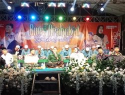 Ruwah Desa, Pemdes Brangkal Gelar Sholawat Bersama Ustadz Sayyid Zulfikar Assyyibani