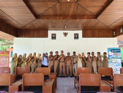 Camat Ngluyu Pimpin Penandatanganan Pakta Integritas Anti Korupsi bagi ASN dan Korwil Se-Kecamatan Ngluyu