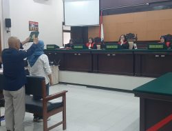 Sidang Kasus Keterangan Palsu Memanas: Dua Saksi Mahkota, Efri Alza dan Anies Khoiru Diniyati, Saling Serang Keterangan di Pengadilan
