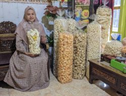 BRI Mojokerto Dukung Akses Permodalan, UMKM Kerupuk Rambak Bangsal Menembus Etalase Pusat Oleh-oleh Jatim