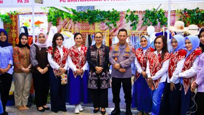 Kapolri Hadiri Bazar Kreasi Bhayangkari 2025: Dorong Kemandirian Ekonomi Lewat UMKM