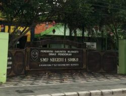 Wali Murid Keluhkan Kualitas Seragam di SMPN 1 Sooko, Dinilai Tidak Layak Meski Berharga Tinggi