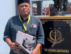 Serahkan Bukti Tambahan, Rif’an Hanum Dorong Kejari Mojokerto Tuntaskan Dugaan Penyimpangan Dana Banpol PDIP TA 2024