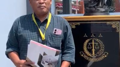 Serahkan Bukti Tambahan, Rif’an Hanum Dorong Kejari Mojokerto Tuntaskan Dugaan Penyimpangan Dana Banpol PDIP TA 2024