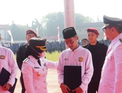 HUT RI ke-80 di Mojokerto, Wali Kota Serahkan Remisi Umum dan Dasawarsa kepada WBP Lapas Mojokerto