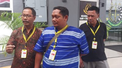 Warga Tangunan Laporkan Kades ke Kejari Mojokerto, Diduga Selewengkan Anggaran Desa