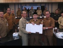 Gus Bupati Tandatangani Komitmen Independensi Inspektorat, Tegaskan Pentingnya Integritas Pemkab Mojokerto