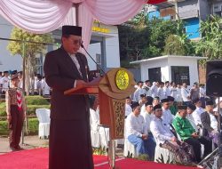 Peringati Hari Santri, Ribuan Santri Ponpes Amanatul Ummah Ikuti Upacara, Asisten Administrasi Umum Setdaprov Jatim KH. Akhmad Jazuli Jadi Irup
