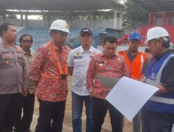 Wujudkan Stadion Berstandar Internasional, Gus Bupati Mojokerto Tinjau Renovasi Stadion Gajah Mada Mojosari