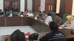 DPRD Mojokerto Bersama Gabungan LSM Diskusikan Kelengkapan Tahapan Pemindahan Pusat Pemerintahan