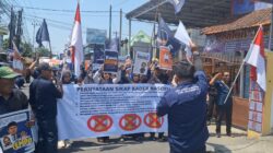 Kader NasDem Kabupaten Mojokerto Turun ke Jalan, Soroti Pemberitaan dan Desak Tempo Minta Maaf