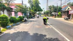 Diduga Mengantuk, Pelajar Asal Surabaya Tewas Usai Tabrak Truk di Mojosari Mojokerto