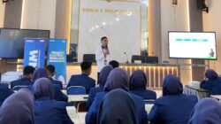 PNM Tumbuhkan Semangat Wirausaha Siswa SMKN 1 Mojoanyar Lewat Program Pekan Nasional Mengajar