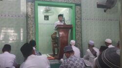 Kutbah di Masjid Nurul Huda Desa Lengkong, Gus Afif Tekankan Pentingnya Keseimbangan Hidup Dunia dan Akhirat