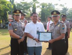 Kapolres Jombang Pimpin Upacara Penyerahan Hadiah Lomba Hari Bhayangkara ke-80