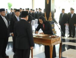 Bupati Warsubi Lantik 81 Pejabat Baru Pemkab Jombang, Berikut Daftar Lengkapnya