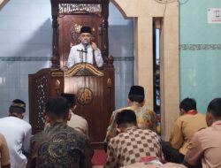 Usai FGD, Gus Afif Jadi Khatib dan Imam Salat Jumat di Masjid Haqqul Ilmi SMAN 1 Puri