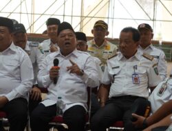 Bupati Jombang Tinjau Lokasi Pembukaan Muktamar ke-35 NU di Lapangan Untung Suropati Desa Tambakrejo Jombang