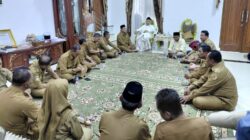Plt Camat Pacet dan 20 Kades Temui KH Asep Saifuddin Chalim, Komitmen Bangun Desa dan Perkuat Infrastruktur
