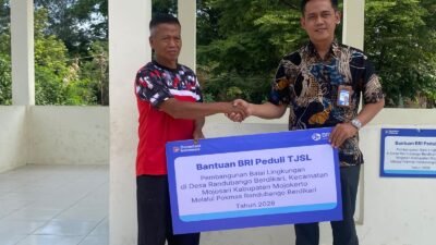 BRI Cabang Mojokerto Salurkan Bantuan TJSL untuk Pembangunan Balai Lingkungan di Randubango