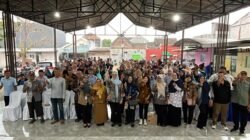 Tekan Stunting Hingga 1,7%, Kemendukbangga bersama Lucy Kurniasari Perkuat Ketahanan Keluarga Lewat Inovasi Kampung dan Edukasi 4T di Surabaya.