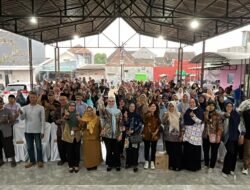Tekan Stunting Hingga 1,7%, Kemendukbangga bersama Lucy Kurniasari Perkuat Ketahanan Keluarga Lewat Inovasi Kampung dan Edukasi 4T di Surabaya.